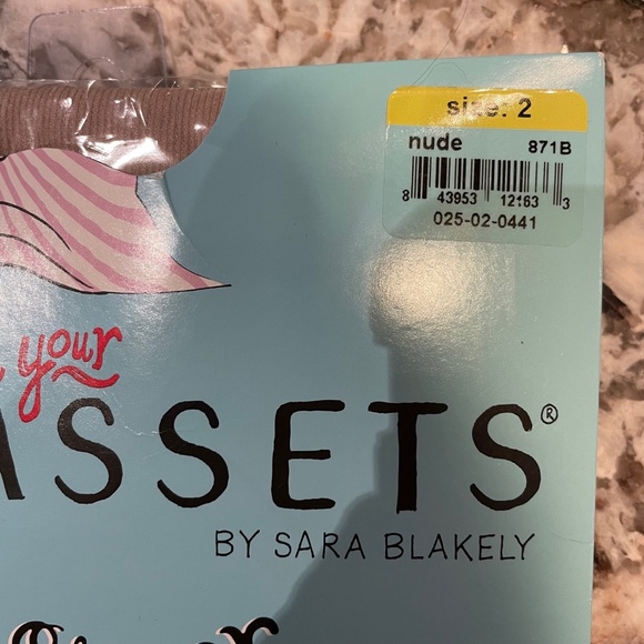 SPANX High Waist Mid Thigh Super Control Shaper Nude Size 2 Brand New - Picture 3 of 4